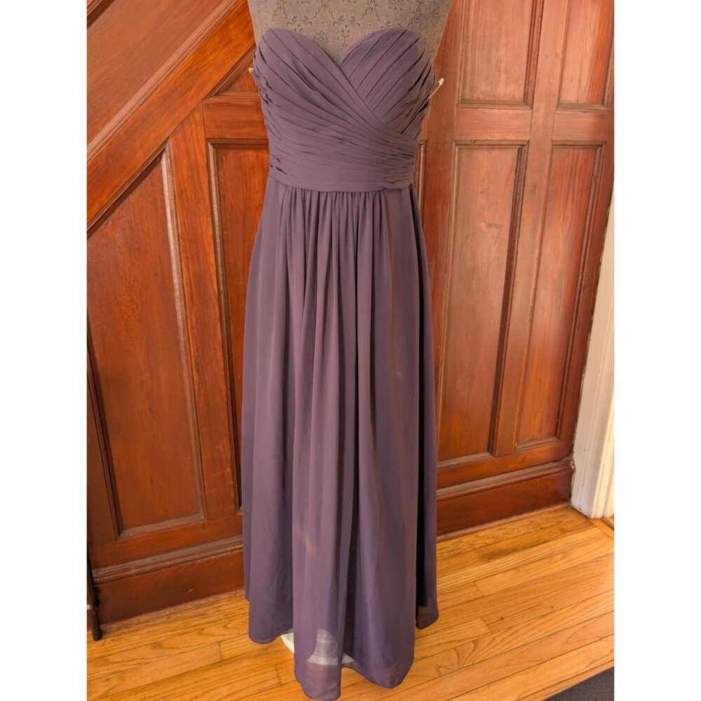 Bill Levkoff Strapless Plum Chiffon Gown Size 12 Elegant Ruched Bust & Flowy Ski